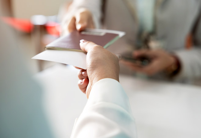 How to apply for a residence visa Qatar: Step-by-step